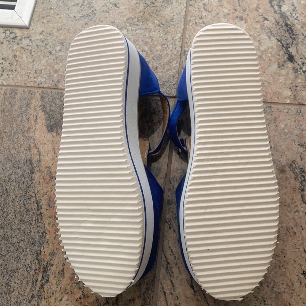 Woman Sandal - Picture 4 of 4